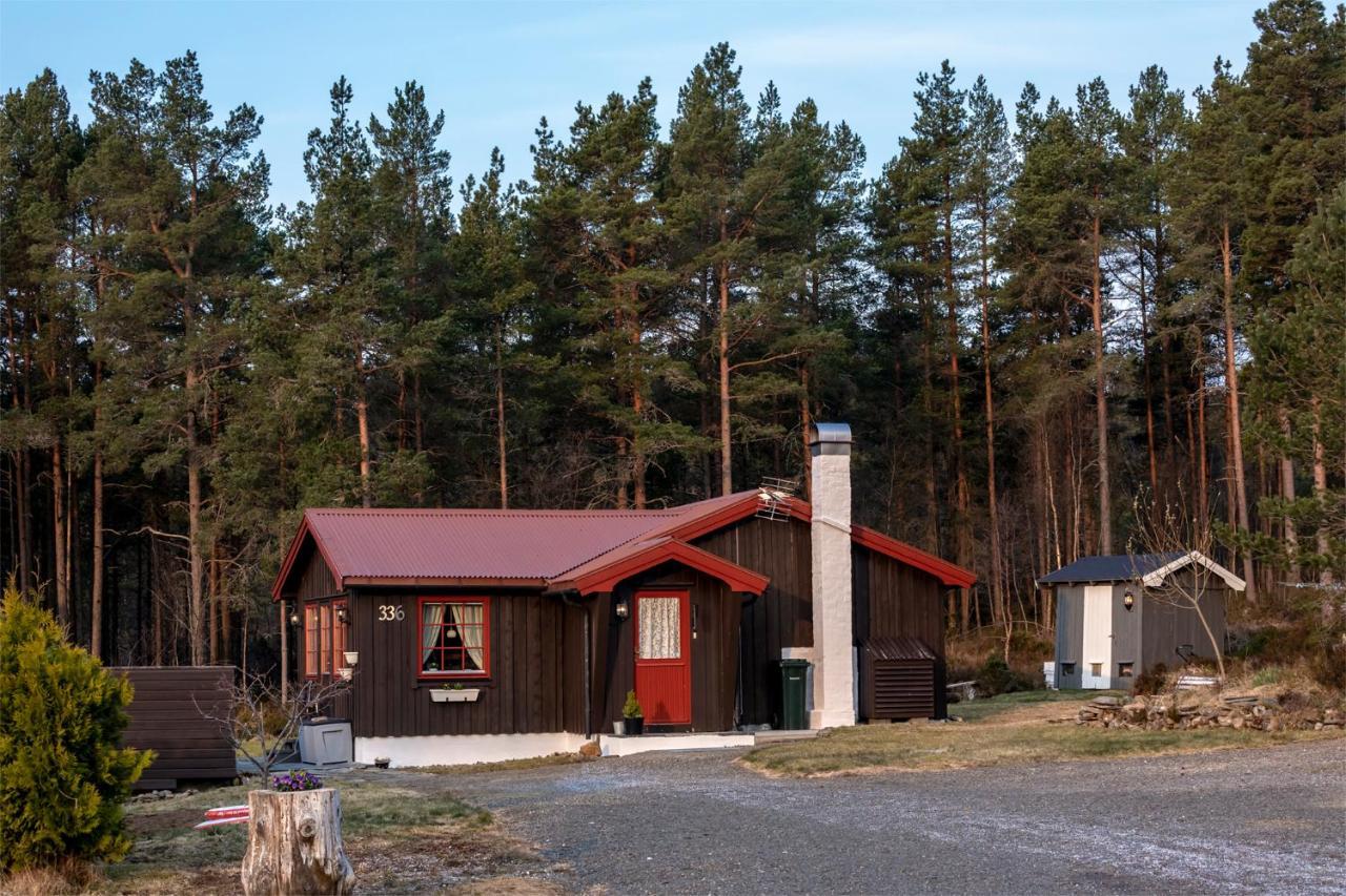 Villa Iverhjelen Near Atlantic Road à Lyngstad Extérieur photo